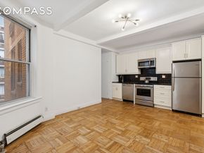 345 West 55th Street 7D, New York NY 10019