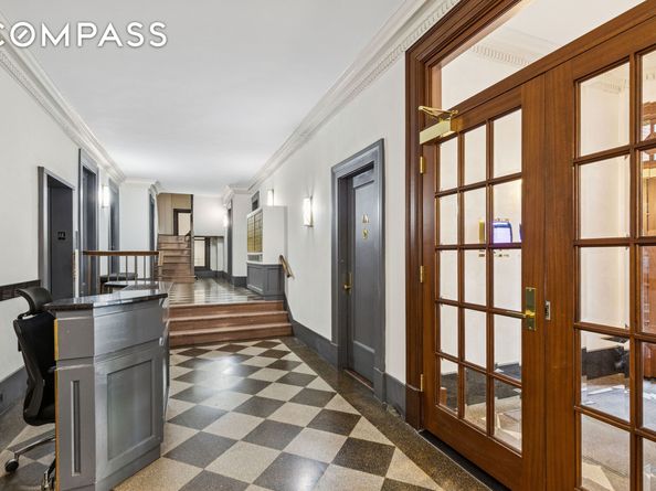 345 West 55th Street 7D, New York NY 10019