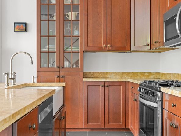 295 6th Avenue 3, Brooklyn NY 11215