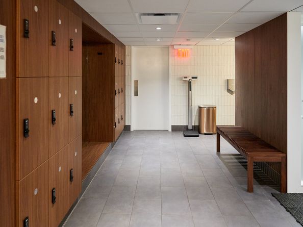 1 Irving Place 16VD, New York NY 10003