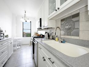 467 Central Park W 14B, New York NY 10025