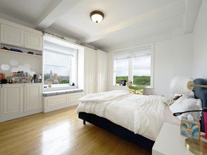 467 Central Park W 14B, New York NY 10025