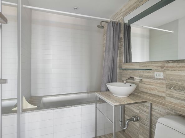 322 West 57th Street 39U, New York NY 10019
