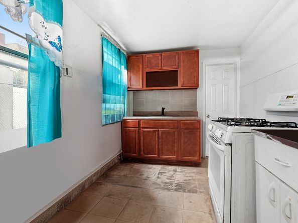 324 East 151st Street, Bronx NY 10451