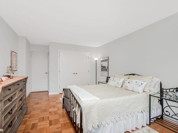 3333 Henry Hudson Parkway 2R, Bronx NY 10463
