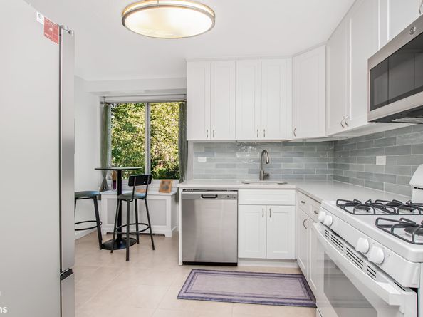 3333 Henry Hudson Parkway 2R, Bronx NY 10463