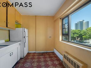 105 Ashland Place 5E, Brooklyn NY 11201