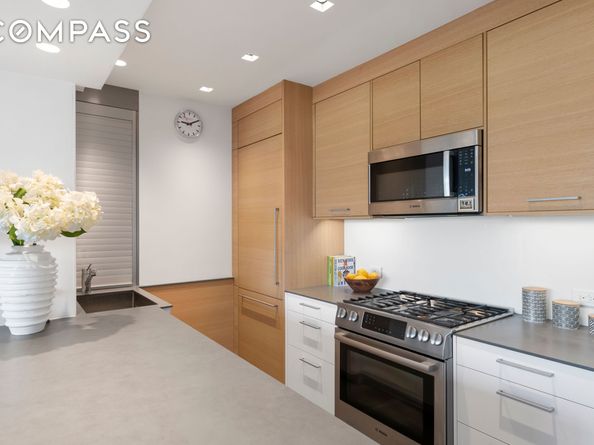 573 Grand Street D1707/1801, New York NY 10002