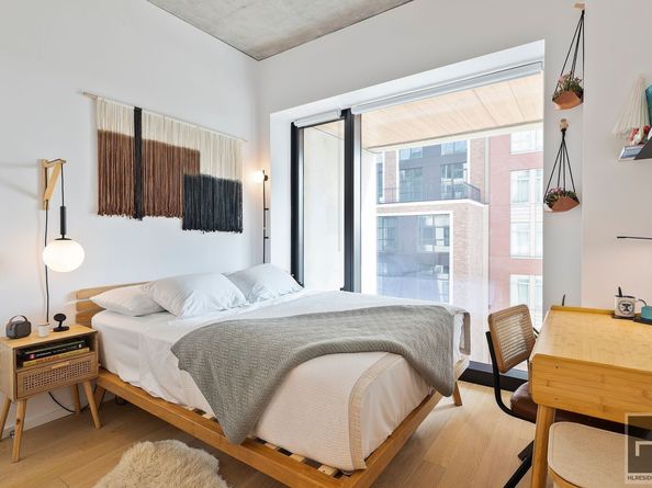 98 Front Street J9, Brooklyn NY 11201