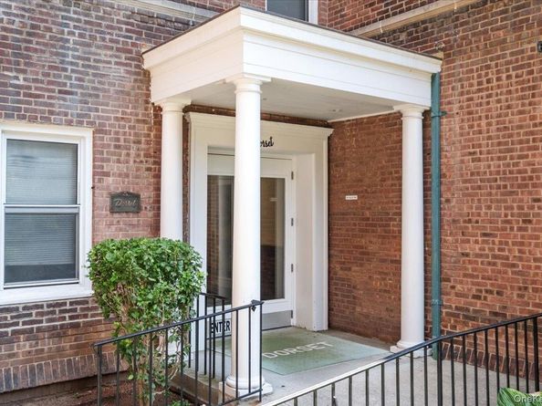 90 Bryant Avenue 2B Dorset, White Plains NY 10605
