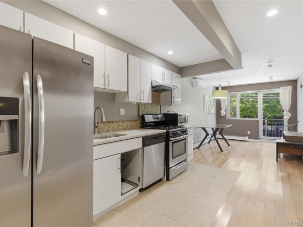 14328 41st Avenue 2D, Flushing NY 11355