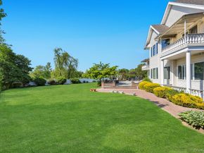 2 Old Bridge Court, Melville NY 11747