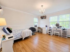 30 Park Avenue, Shirley NY 11967