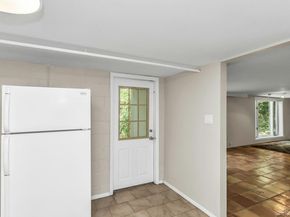 26 Marys Lane, Centerport NY 11721