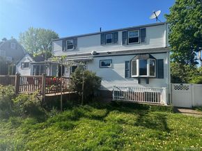 7 Dawes Avenue, Syosset NY 11791