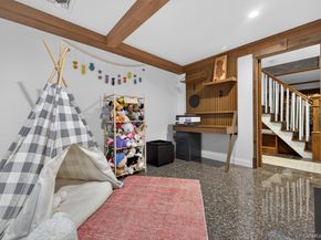 16 Warwick Place, Port Washington NY 11050