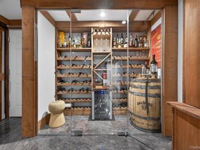 16 Warwick Place, Port Washington NY 11050