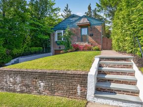 16 Warwick Place, Port Washington NY 11050