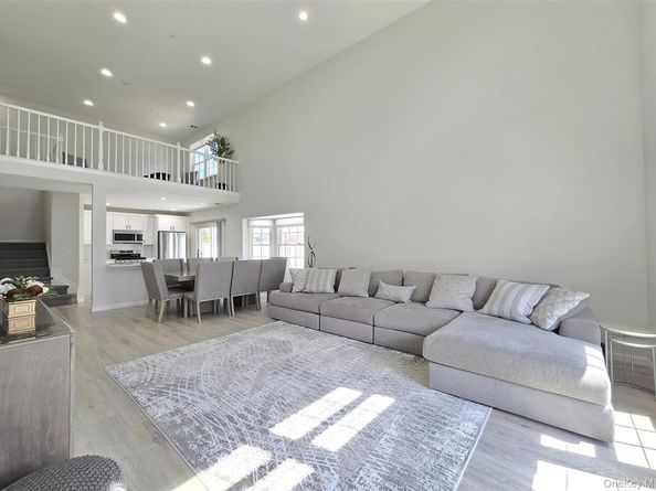 5 Charley Lane, Middle Island NY 11953