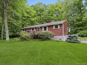 17 Galloway Lane, Cortlandt Manor NY 10567