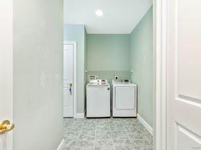 45 Oak Run, Stony Brook NY 11790