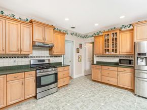 45 Oak Run, Stony Brook NY 11790