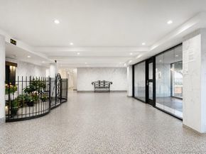 60-11 Broadway 5T, Woodside NY 11377