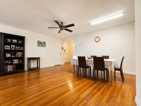 60-11 Broadway 5T, Woodside NY 11377