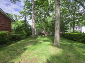 3 Boston Avenue, Medford NY 11763