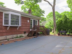 3 Boston Avenue, Medford NY 11763