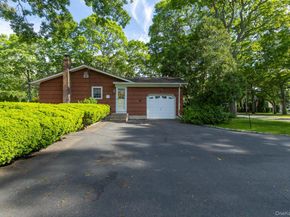 3 Boston Avenue, Medford NY 11763