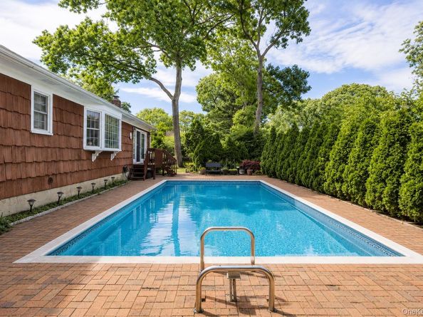 3 Boston Avenue, Medford NY 11763