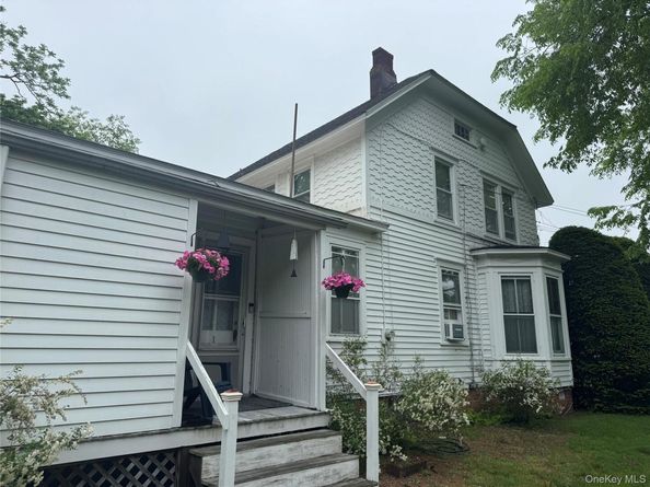 454 Main Street, Center Moriches NY 11934