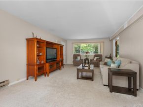 351 London Road, Yorktown Heights NY 10598