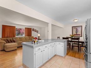 351 London Road, Yorktown Heights NY 10598