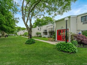 38 Richmond Boulevard 1B, Ronkonkoma NY 11779