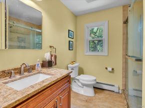 261 W Pulaski Road, Huntington Station NY 11746