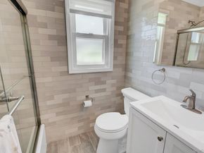 202 N Kings Avenue, Massapequa NY 11758