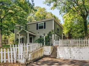 33 Port Washington Road, Sound Beach NY 11789