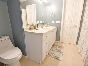 5 Easterly Court, Manorville NY 11949