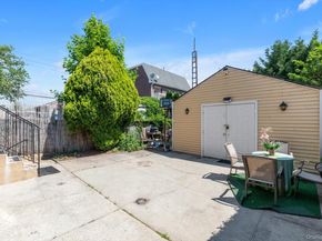 60-09 69th Place, Maspeth NY 11378