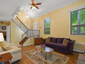 90 Timberlane Court, Yorktown Heights NY 10598