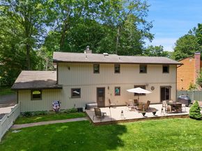 90 Timberlane Court, Yorktown Heights NY 10598