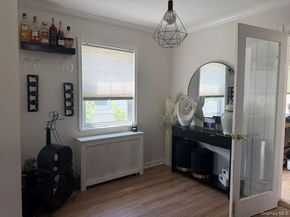 231 Dorchester Road, Garden City NY 11530