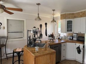 231 Dorchester Road, Garden City NY 11530