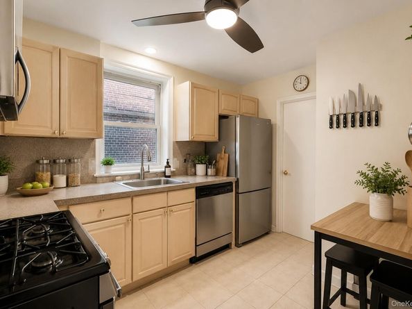 2260 Benson Avenue 1B, Brooklyn NY 11214