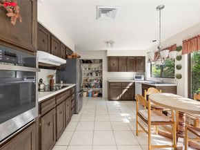 7 Stirrup Lane, Glen Cove NY 11542