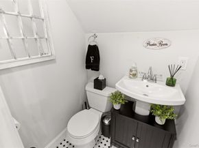 238 Woodlawn Avenue, Saint James NY 11780