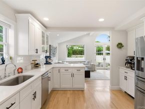 238 Woodlawn Avenue, Saint James NY 11780