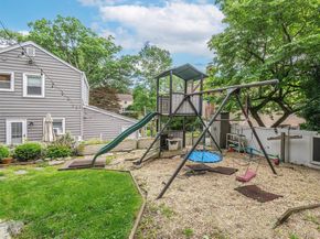 7 Cedar Lane, Glen Head NY 11545